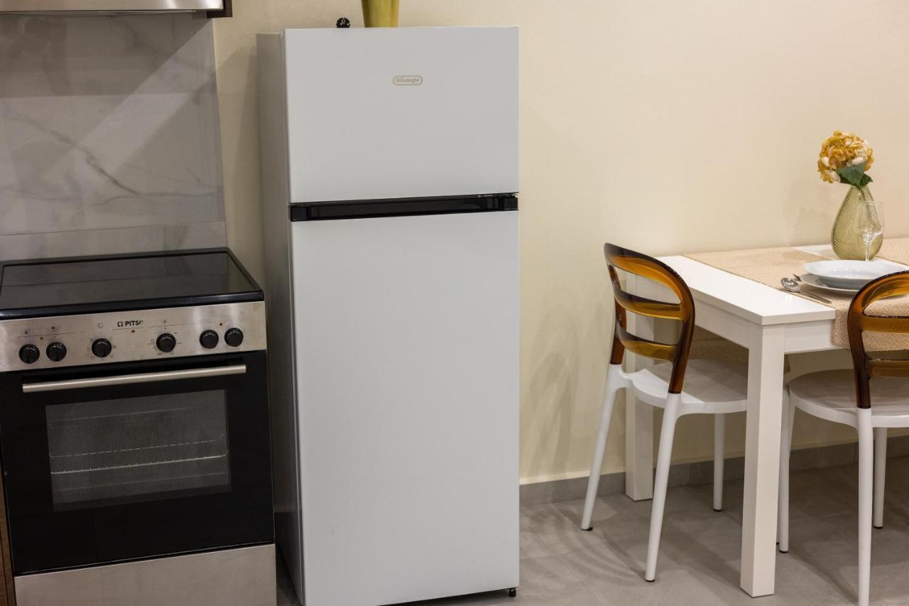 Adriana Apartment Agia Marina  ภายนอก รูปภาพ