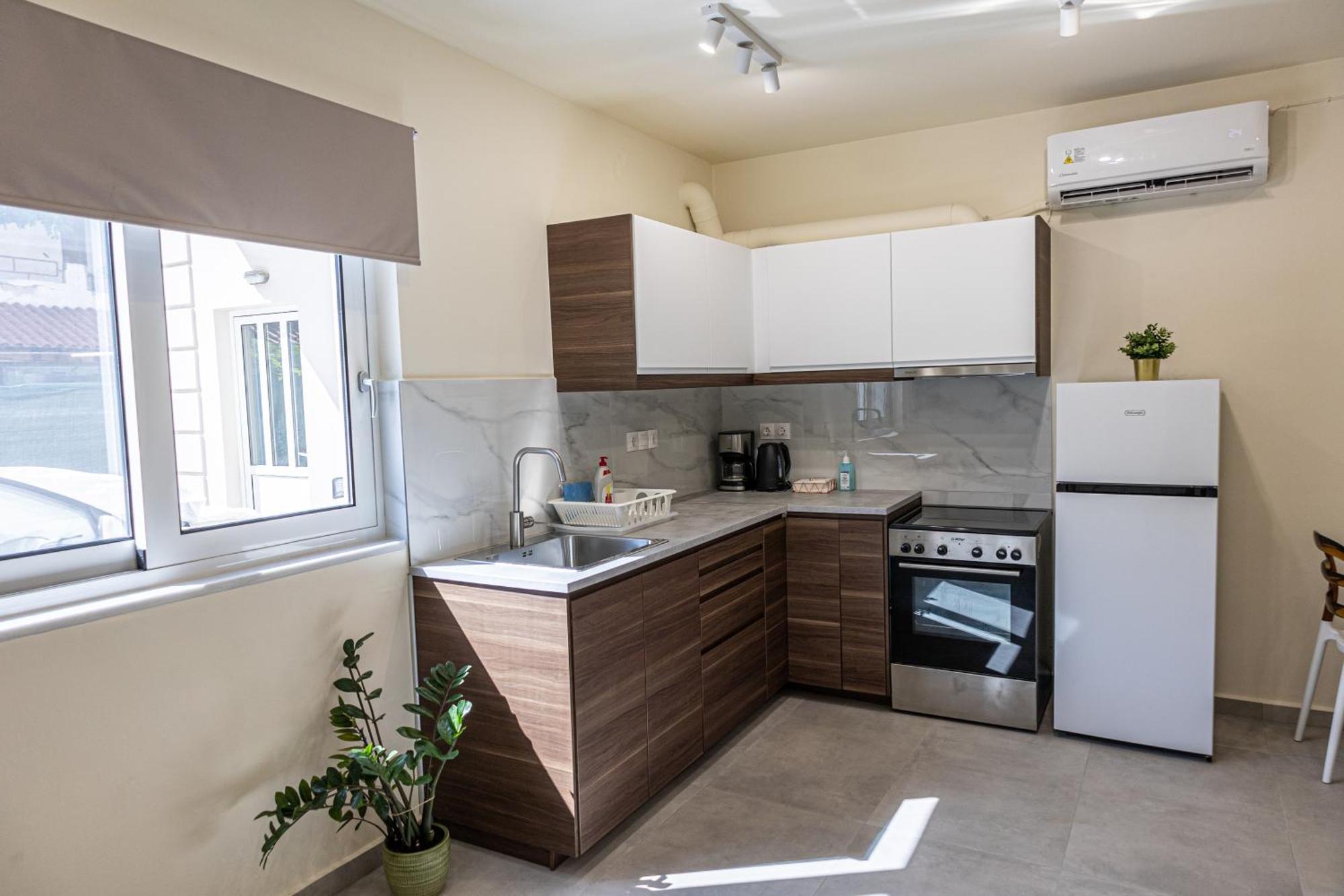 Adriana Apartment Agia Marina  ภายนอก รูปภาพ