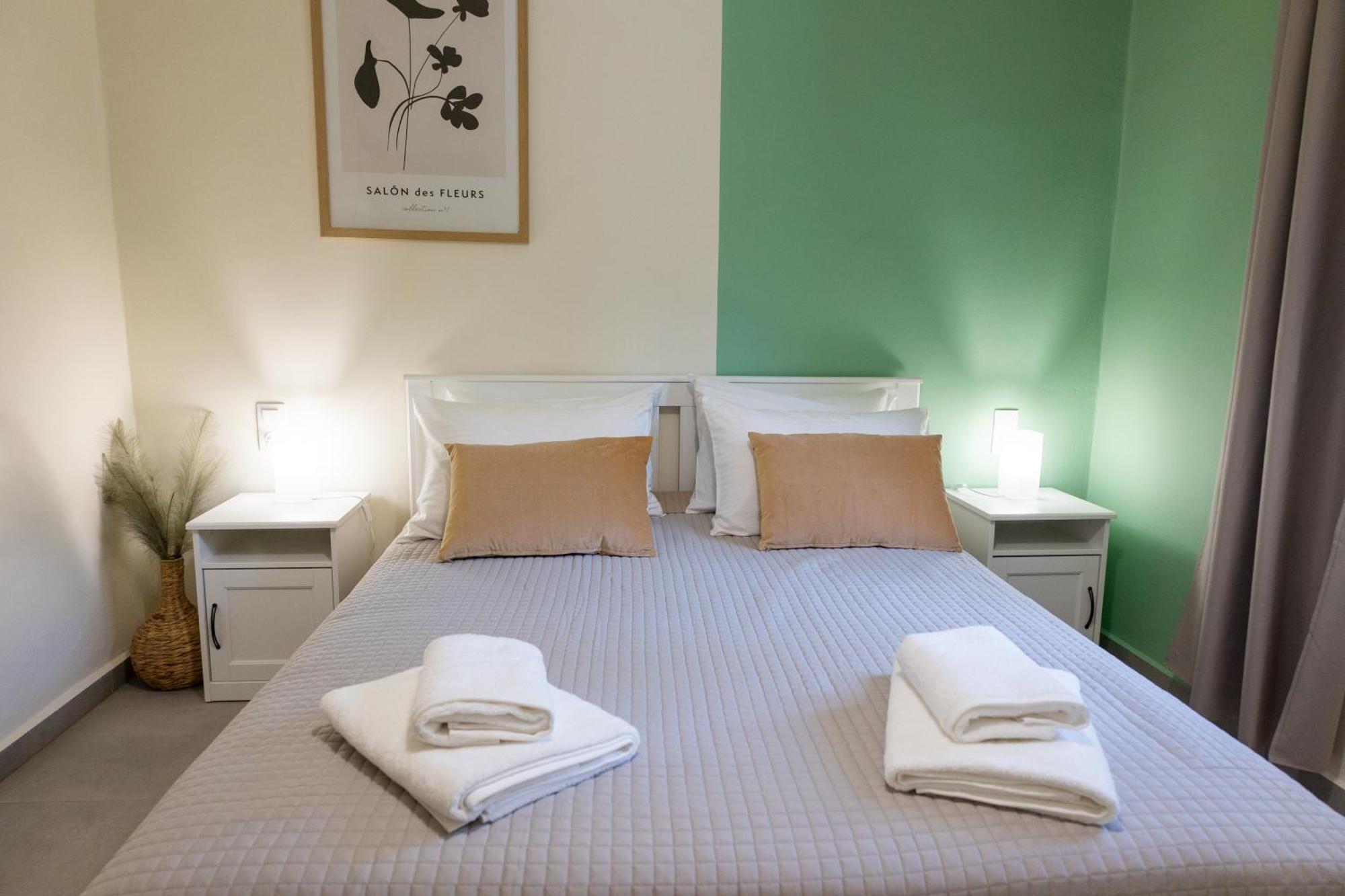 Adriana Apartment Agia Marina  ภายนอก รูปภาพ